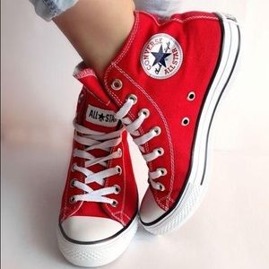Converse Chuck Taylor All Star | Red High Tops